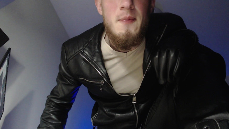 Hunky time: Skórzany lord pluć