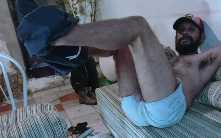 Stink HairyMale: Personal Archive 10 Feet Relaxing