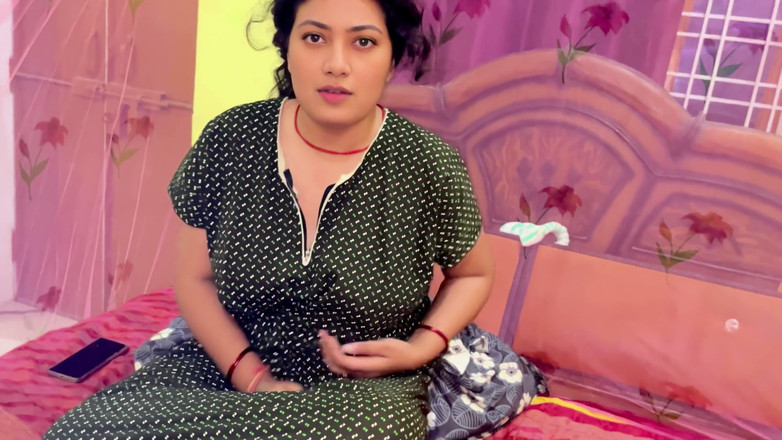 Hotty_ragini: Пасынок соблазнил мачеху, и пасынок воспользовался возможностью и трахнул мачеху, полное хинди видео