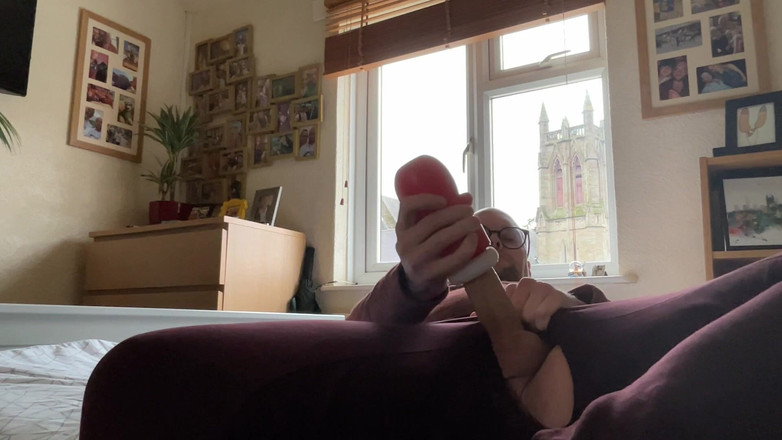 Buggiesmugglr: Дозволь мені також засунути свій член у твою дірку?