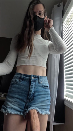 Help Her Jeans Fit thumbnail