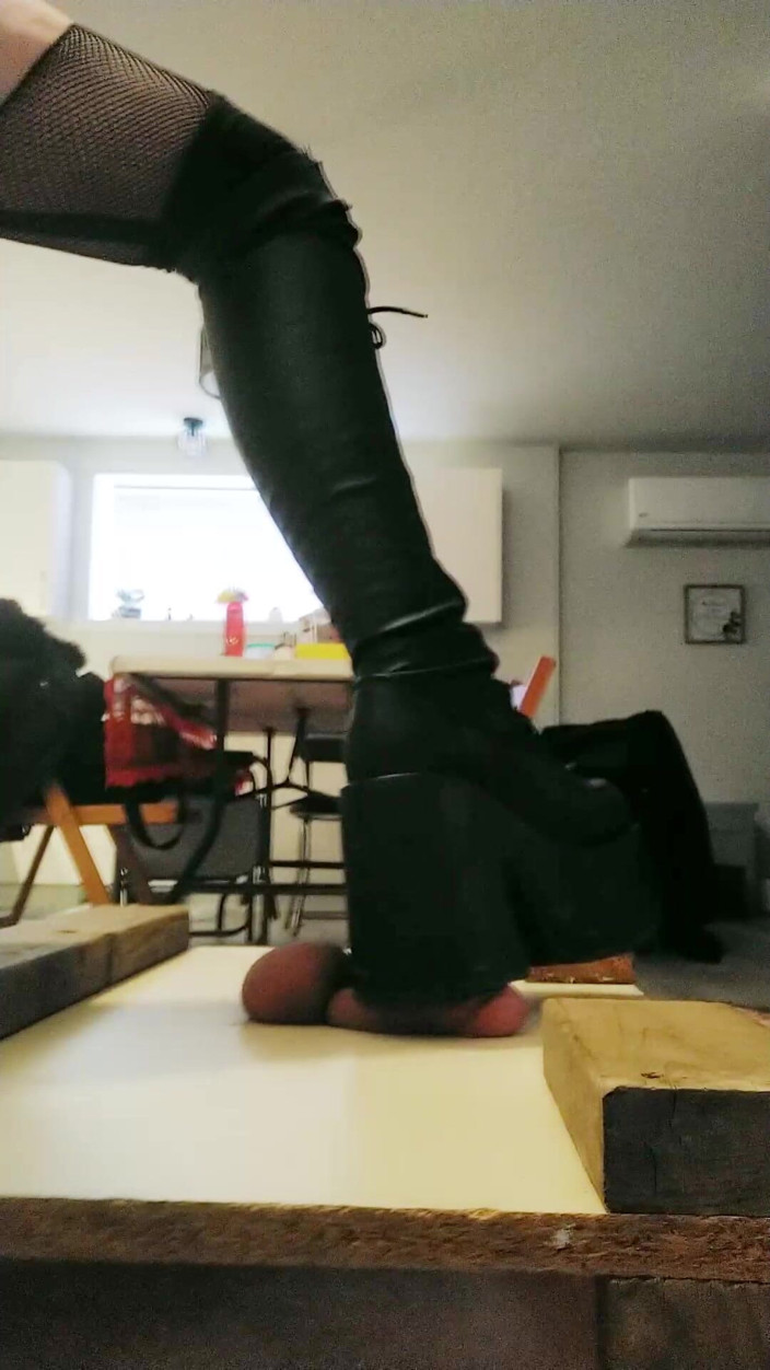 Miss jj chose: Demonia Above Knee Boots