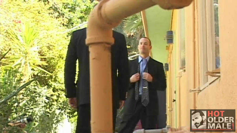 Pantheon men: Až k obchodnímu kouření kamarádů