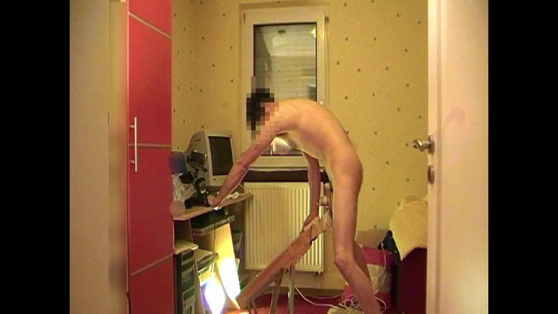 Mark Hannes: Fleshlight stand masturbação com uma grande carga de esperma