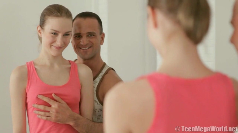 Teen Mega World: Cute Daniela