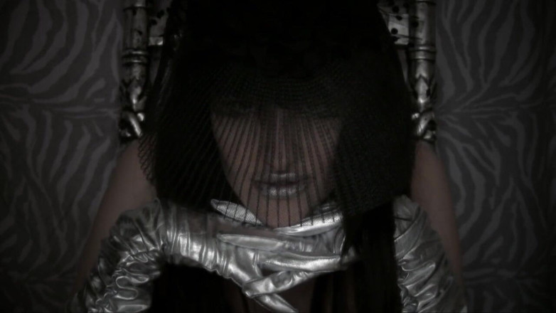 Lady Mesmeratrix Official: Захоплення