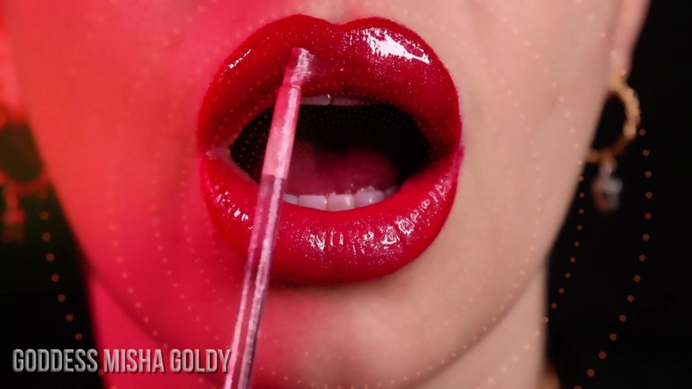 Goddess Misha Goldy: Kto ma kontrolę: Ty lub Moje Czerwone Wargi?