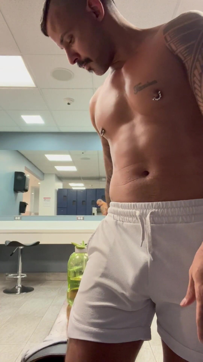 ortizjona: I Know That You Like to Watch Me Take a...