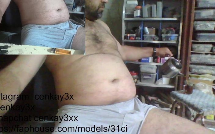 CenkAy: 아빠는 방송 중이었어