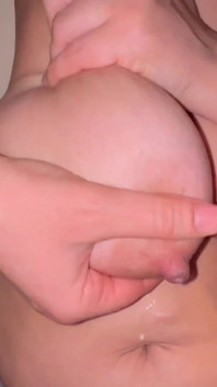 Milky Bellybutton Saggy Sfârcuri trage