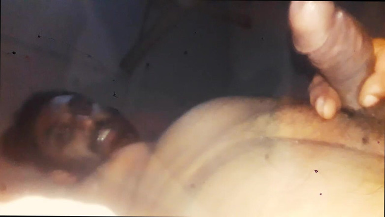 Redina: Srílanská zázračná žena tames dick