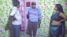 大きなおっぱいDesiインドRuma Boudi積とともに彼女の2歳の男の子の友人パート3