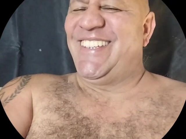 Tiuzao Loves His Fans (Tiuzao)