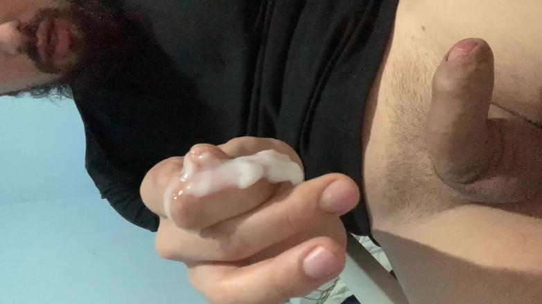 Neitan Safado: Cumshot Dalam Fokus