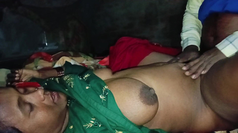 Ghazipur Uttar: Hintli viral videolar Hintli kadın ateşli ve