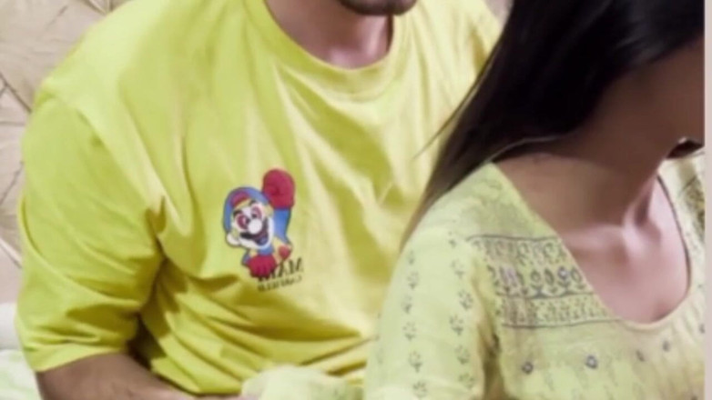 YourDickSucker: Sevimli Hintli kız