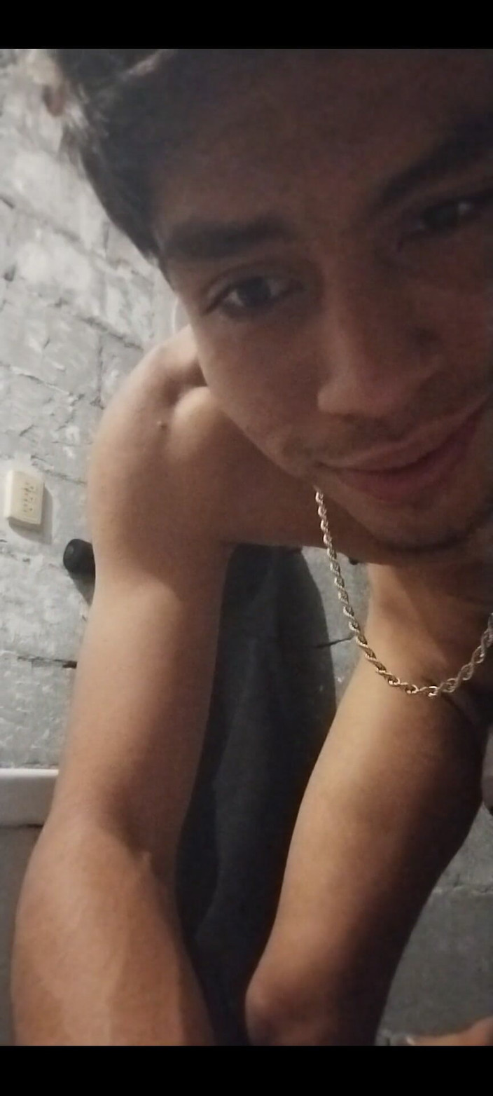 AlexAlejandro13: Febrig desperation