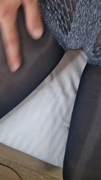 POV Elena Clark Masturbazione Nylon Grigio E Nero