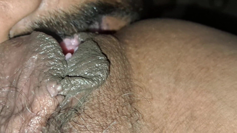 Monju: I Took Out the Water From Bhabhi's Pussy
