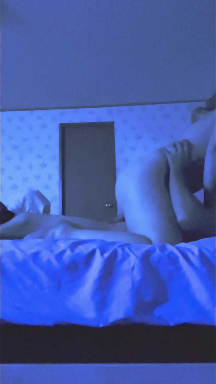 Bigshooterfytb: Seksi hatun yarağa çok iyi biniyor