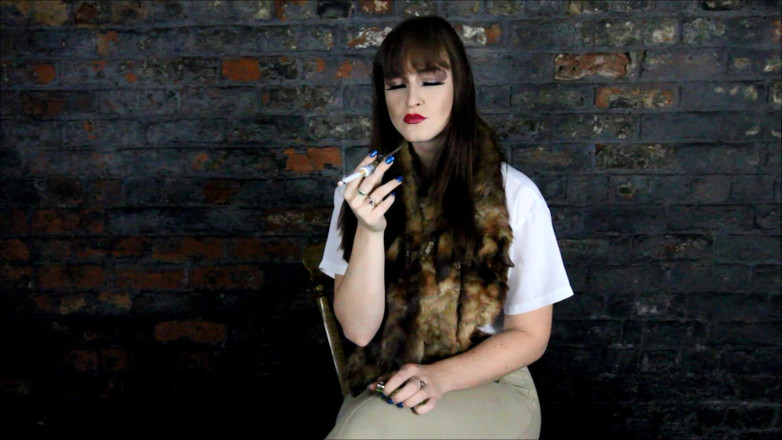 Vivienne l'Amour: Vivienne L'amour - Smoking Fettish
