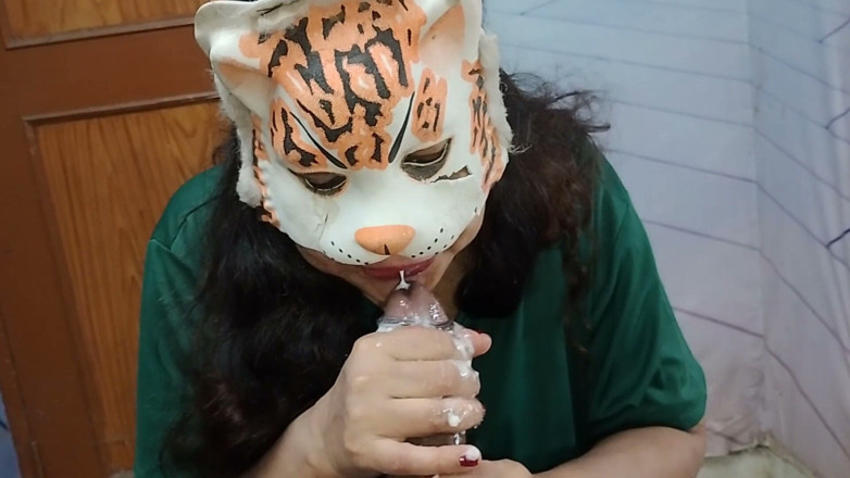 aliabegum: Throat Fucked Till She Swallows