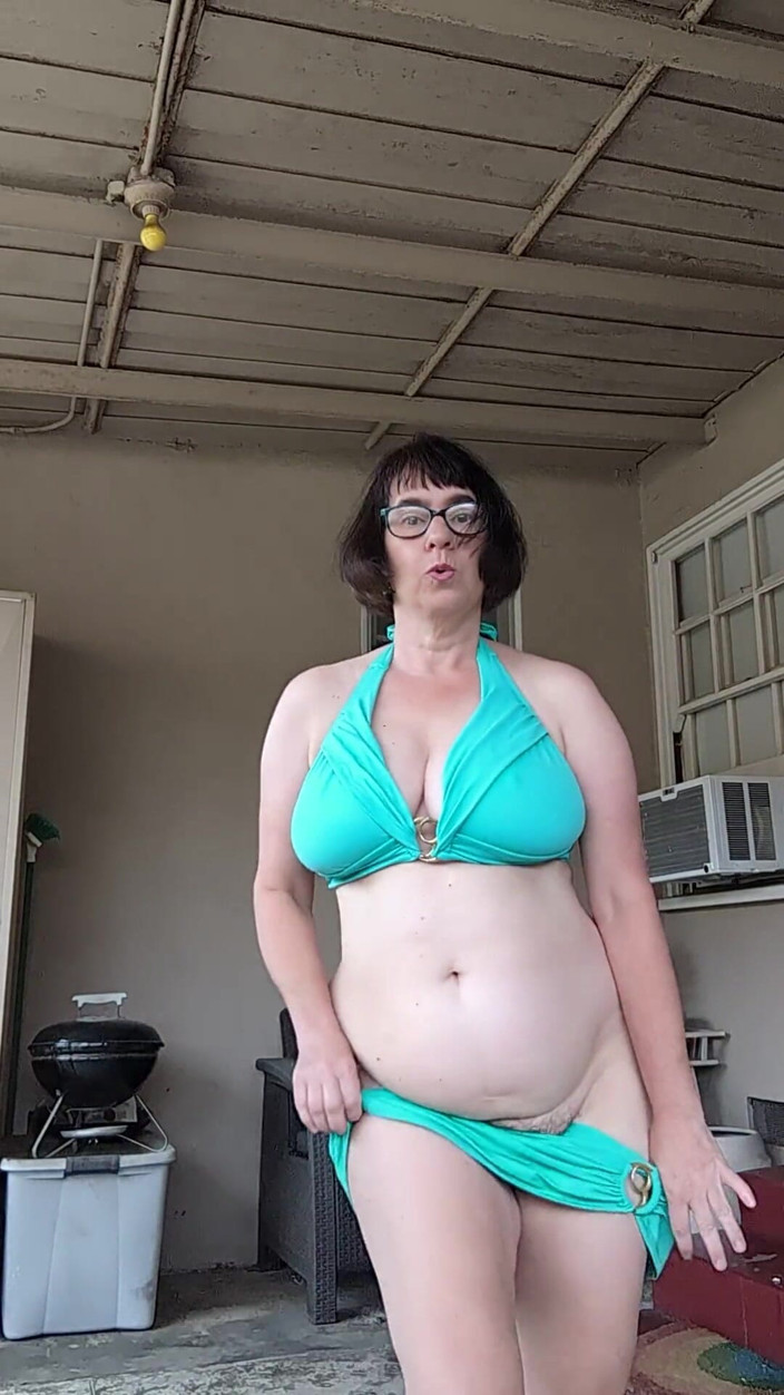 BustyBrendaxx: Dirty Slut Strips Naked Outside!