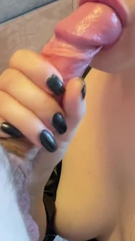 Big Cumshot in Mouth!