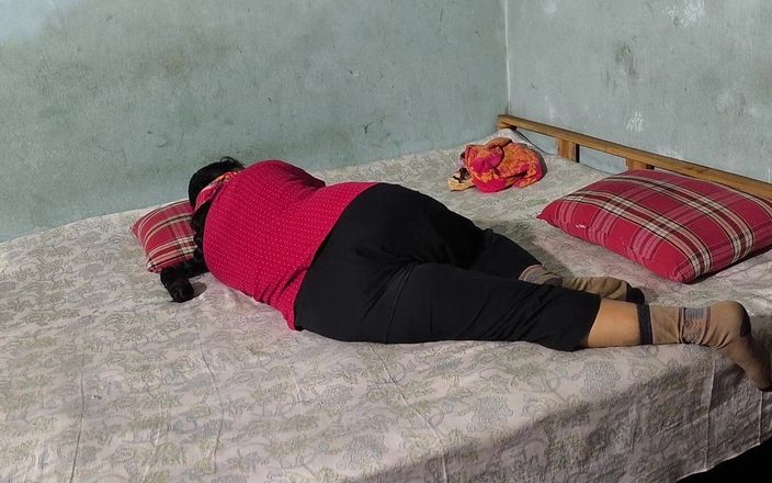 SAFI-SEXY: Village desi, un demi-frère et sa demi-sœur baisent pour la...