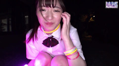 Far East pornography: Wet-mark wander, während sie einen frechen schimmernden trail hinterlässt, wo...