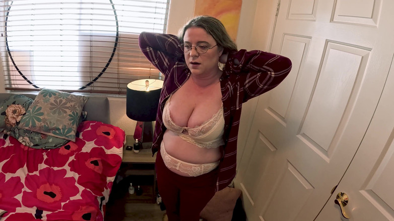 Erin Electra: Stepmom Admits She’s Horny for Stepson