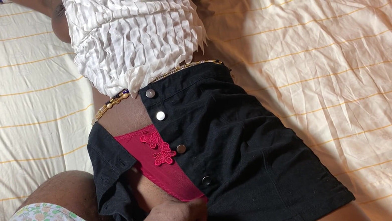 Fridayborn3: Hezká Afričanka v krátké sukni je ošukána