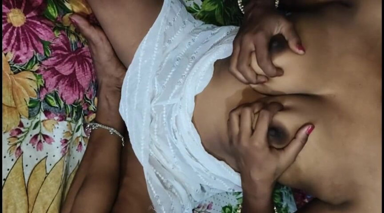 Nehabhabhi8: Adik ipar seksi panas dengan zakar tebal
