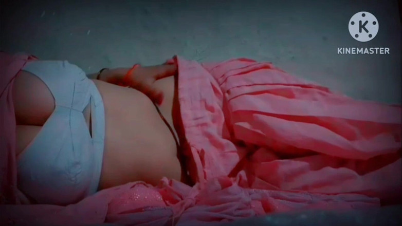 TricolorMusic3: Горячая королева-девушка ММС видео розовой горячей киски очень возбужденная мокрая горячая красивая сексуальная киска юная горячая сексуальная девушка, очень возбужденная горячая киска