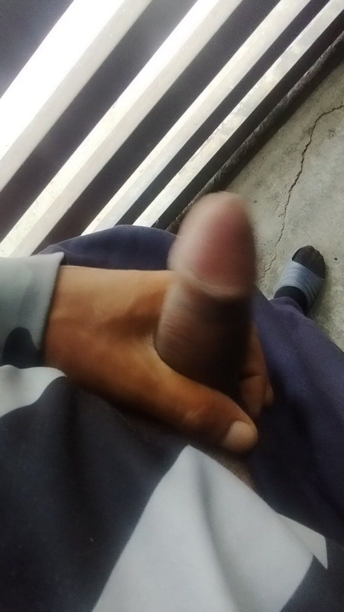 AlexAlejandro13: Get Me up
