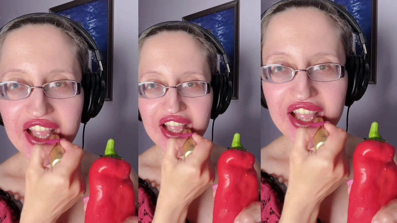 FinDom Goaldigger: Asmr Paprika Pepper खा रही है - asmr, आंखों का चश्मा, जियानेस, लिपस्टिक, बड़े होंठ, मुंह, भोजन, चेहरे की किस्म, लंबे नाखून