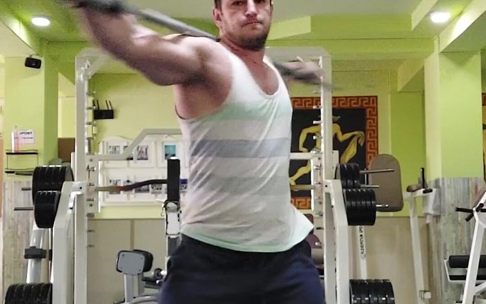 Michael Ragnar: Mușchi flexând și ejaculând 91 kg