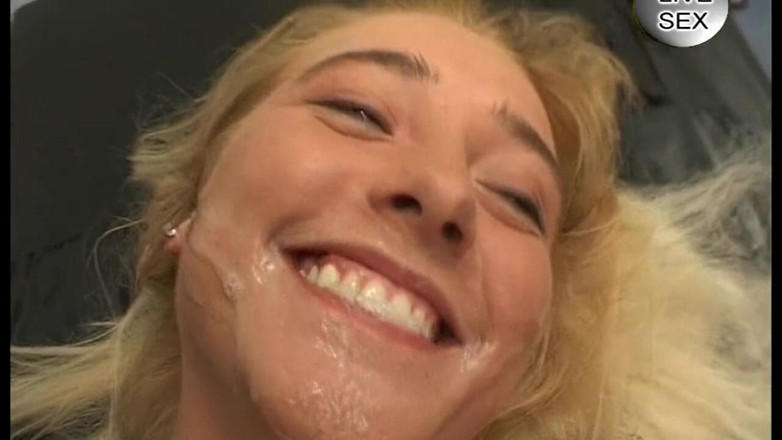 VintageXMovies: Blondine lässt zwei schwänze nach dem ficken ihr gesicht ins...