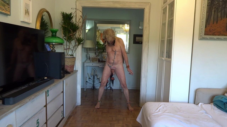 Carlatx: Spaanse Slet Shemale Geselt Haar Pik