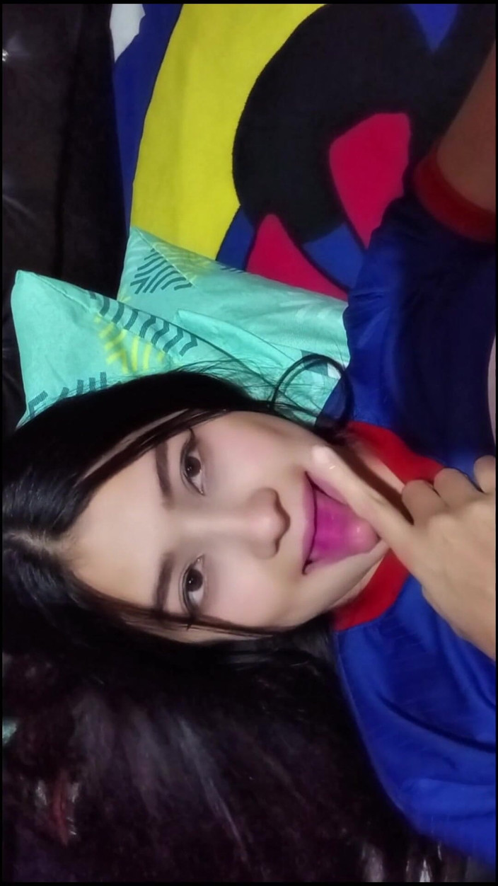 Yuli and tony: Ma cliente veut que je chevauche la bite de son...