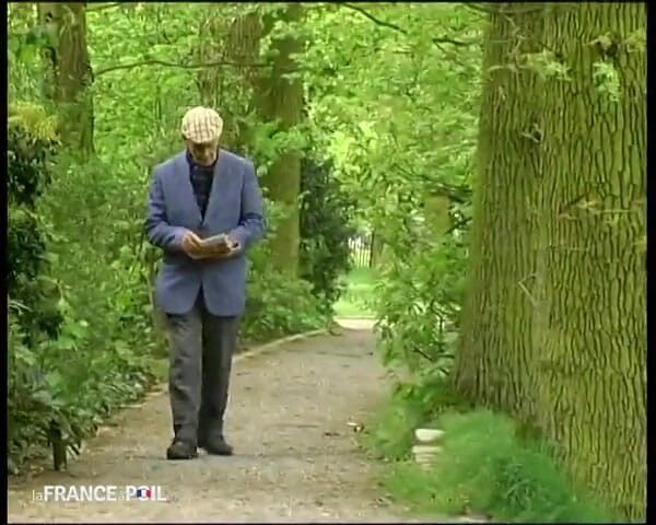 Rue Chaude: A dirty grandpa finds himself a good sucker!