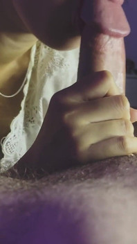 Mahasiswi asia lagi asik nyepong kontol besar pria kulit hitam sampai dicrot di dalam - 4k