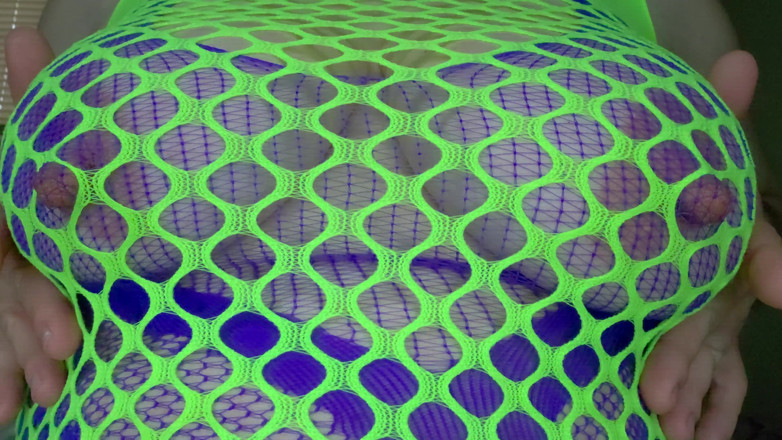 LunaXscorpia: Neon Green Fishnet MILF Slut Takes Huge Blue Dildo Deep -...