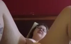 狠狠地操自己直到我射精