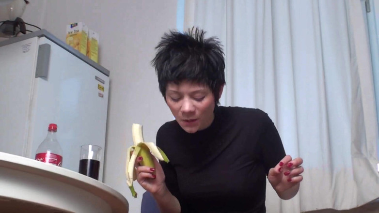 Femdom Austria: Good pet obeys and eats the banana thrown to him...