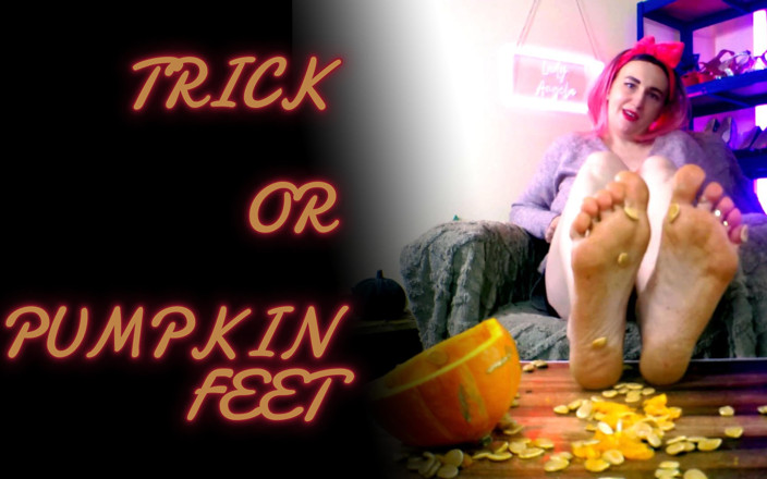 Lady_Angela: Lady Angela Rubbing Her Dirty Feet on a Pumpkin Make...