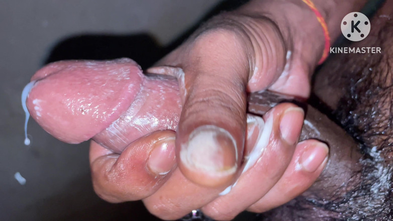 Desi snake: Cumshow grande cazzo massaggio re cobra desi land muth mara...