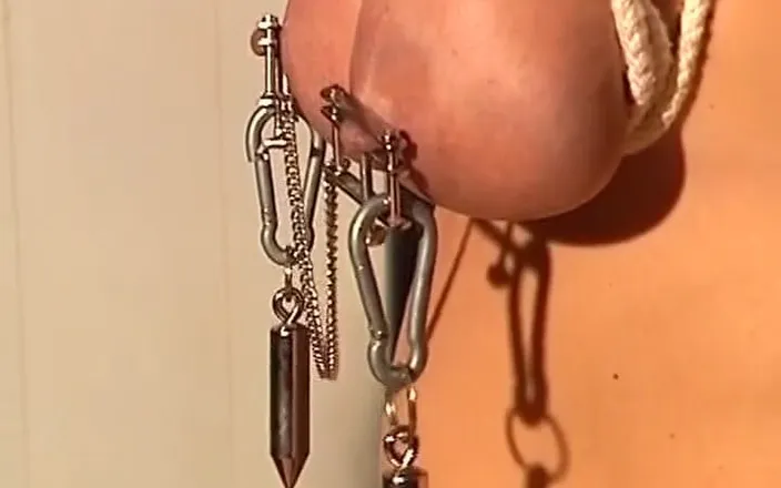 Deutsche Frauen: A Brunette German MILF Sucks Two Dicks After BDSM Threesome