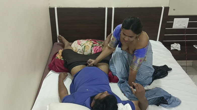 Horny Indian Couple: Marathi-vrouw Kavita hete &amp; vuile privé-seksmomenten