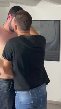 Nathan follada duro por chico heterosexual curioso